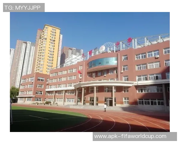 贾诚：在新时代背景下的青年奋斗与成长之路探讨